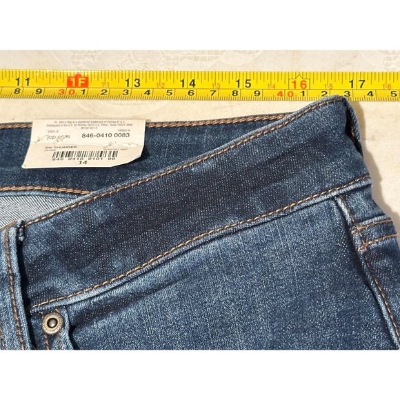 St. Johns Bay Women Mid Rise Straight Leg Relaxed Jeans Girlfriend MWash Sz 14 - Picture 5 of 7
